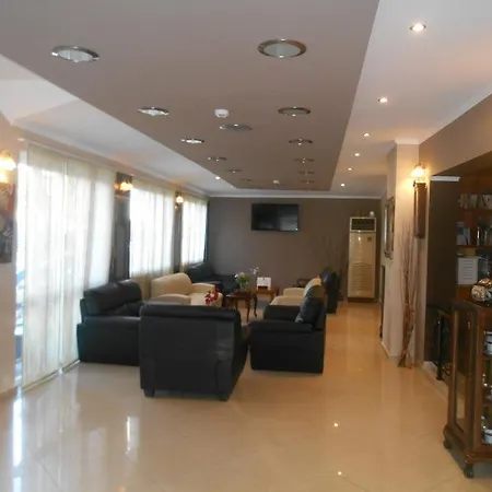 Planos Beach Hotel